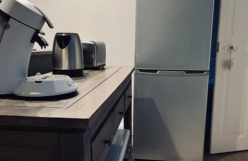 Celles-sur-Plaine Apartment | Apartment 'Grand Appartement La Campagne' with Private Garden and Wi-Fi