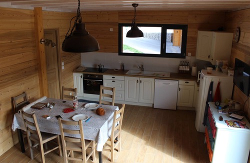 Lamoura Apartment | Apartment in a chalet in the Haut Jura, ideal for family vacations.