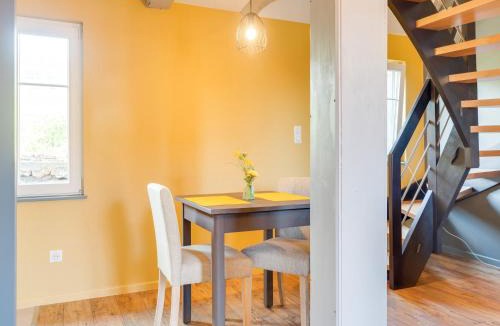 Dambach-la-Ville Apartment | Apartment in Alsace near Haut-Koenigsbourg