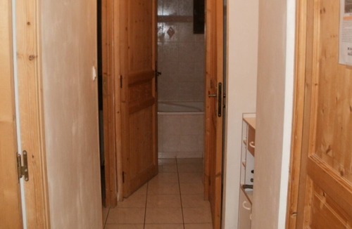 Beauvezer Apartment | Apartment in beautiful village house