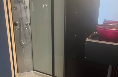 Old Town Apartment | Apartment in the Bouchon; Hyper center of Troyes, 50 m².