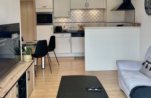 Argeles Gazost Apartment | Apartment in the city center of argeles-Gazost with parking