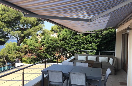 Le Pradet House | Apartment in villa directly at the seaside - Magnificent view
