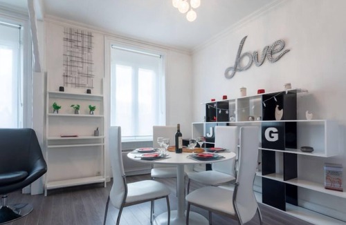 Dinard Apartment | Apartment L'échappée in Dinard - 5 persons, 2 bedrooms
