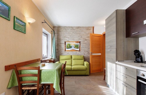 Bionaz Apartment | Apartment 'L'Achillea' with Lake View and Wi-Fi
