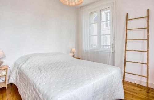 Dinard Apartment | Apartment Le Monceau by Interhome