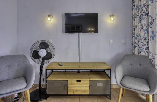 Six-Fours-les-Plages Apartment | Apartment Les Rivages de Coudoulière-19 by Interhome