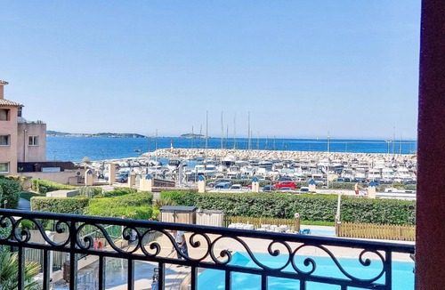 Six-Fours-les-Plages Apartment | Apartment Les Rivages de Coudoulière-2 by Interhome