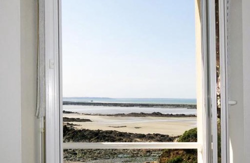 Planguenoual Apartment | Apartment Les Goelands - PGX302 by Interhome