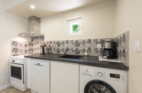 Argeles Gazost Apartment | Apartment 'Mont de Gez' – 21-Day Spa Stay, Washing Machine, Mountain View & Wi-Fi