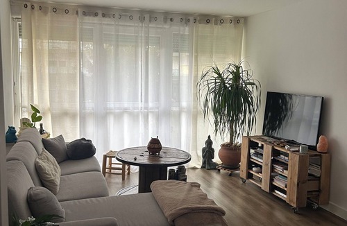 Reims Apartment | Apartment near Place Luton
