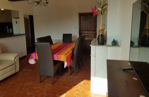 Collobrieres Apartment | Apartment T3 65 m2 in character house, historic heart district