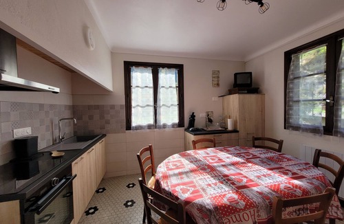 Gedre Apartment | Apartment with garden with magnificent view of the village and the mountains