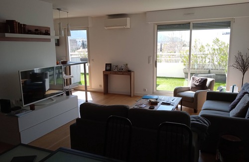 Vielle-Chapelle Apartment | Apartment with large terrace, 5mn from Olympic center by car