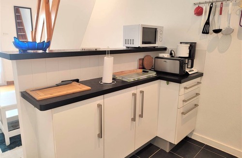 Perros-Guirec Apartment | Apartment with parking space and Wifi in the center of PERROS-GUIREC