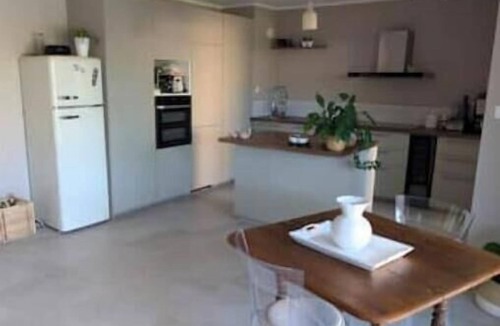 Le Beausset Apartment | Apartment with terrace and garden in the heart of Le Beausset - near Le Castellet