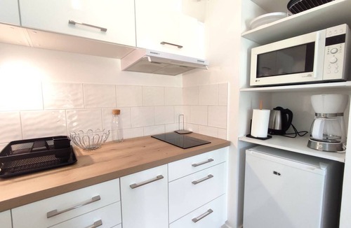 Trebeurden Apartment | Apartment with WIFI, terrace, garden in TREBEURDEN