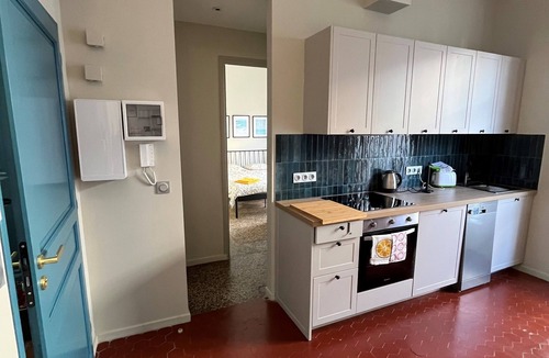 Menton Apartment | app.3 for 4 people 200 from the beach