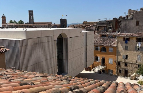 Grasse Apartment | Apparently charming in the heart of Grasse
