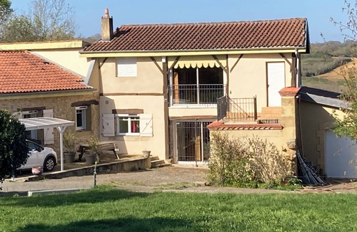 Louslitges Apartment | Appart. 1 bedroom in idyllic setting 10 km from Marciac Breakfast included
