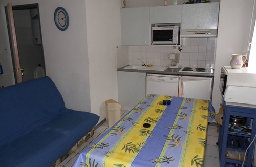 Luz-Saint-Sauveur Apartment | APPART 4/6 2* 400 m from the center TARIF vacances 360 hors V 200 E CURE 540
