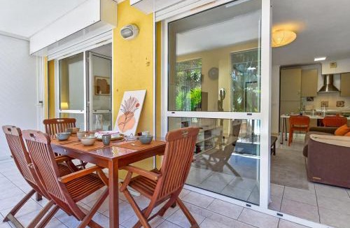 Menton Apartment | Appart avec terrasse, patio et garage à Menton