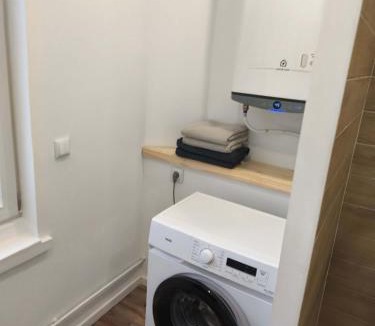 Charleville-Mezieres Apartment | Appart budget avec parking au centre-ville