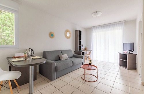 Tournefeuille Apartment | Appart'City Classic Toulouse Tournefeuille