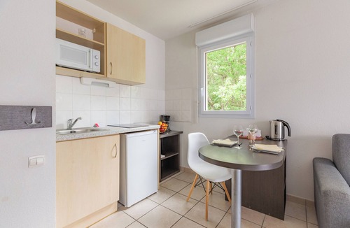 Tournefeuille Apartment | Appart'City Classic Toulouse Tournefeuille
