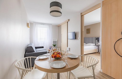 Reims Apartment | Appart'City Classic Reims Parc des Expositions