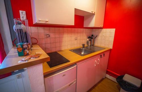 Old Town Apartment | APPART dans HYPER CENTRE (GARE/WIFI/PARKING)