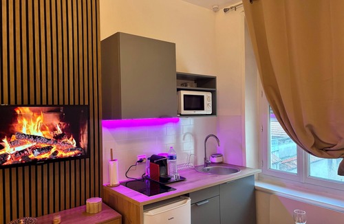 Cernay Apartment | Appart-Lido : Cosy apartment in REIMS 🍾🏡