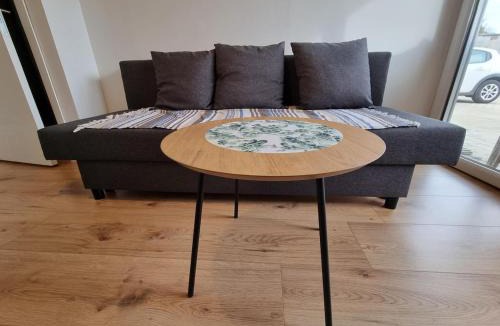 Allondrelle-la-Malmaison Apartment | Appartement "L'orée des trois frontières"