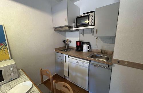 Bandol Apartment | Appartement 2 pièces avec cabine - 4 pers. - Sanary-sur-Mer - FR-1-845-14