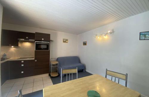 Eaux-Bonnes Apartment | Appartement 6 pers, montagne, télécabine, ski - FR-1-400-142