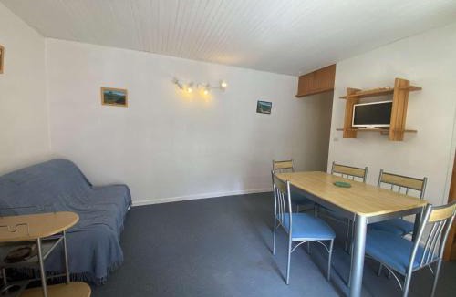 Eaux-Bonnes Apartment | Appartement 6 pers, montagne, télécabine, ski - FR-1-400-142