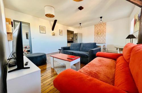 Chalons-en-Champagne Apartment | Appartement coeur centre-ville cosy et chaleureux rue Carnot