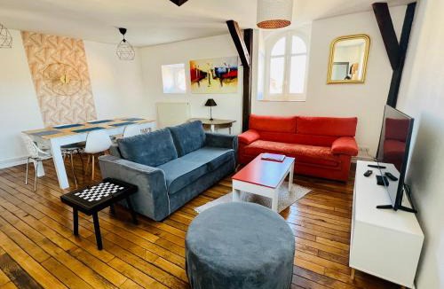 Chalons-en-Champagne Apartment | Appartement coeur centre-ville cosy et chaleureux rue Carnot