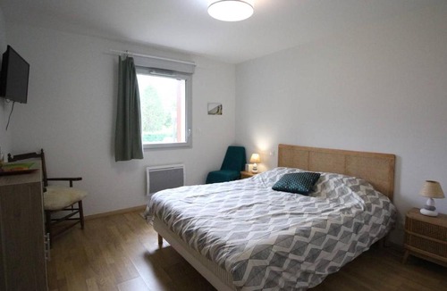 Montauban-de-Luchon Apartment | Appartement Cozy 3P avec Balcon Sud, Garage et Proche Golf - Montauban-de-Luchon - FR-1-313-227