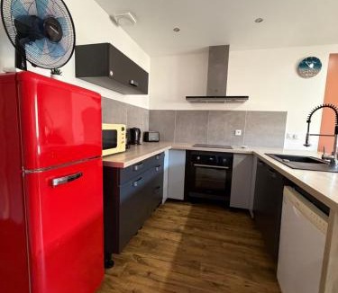 Valras-Plage Apartment | Appartement centre-ville, Valras-Plage, chez Géraud et Séverine