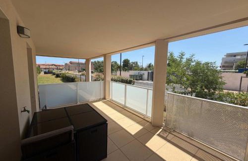 Valras-Plage Apartment | Appartement climatisé, moderne avec terrasses à 500m de la mer