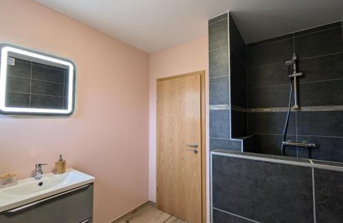 Han-les-Juvigny House | Appartement Cosy avec Jardin et Terrasse – Confort et Charme à la Campagne - FR-1-585-134