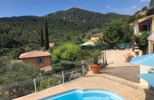Belgentier Apartment | Appartement dans la colline