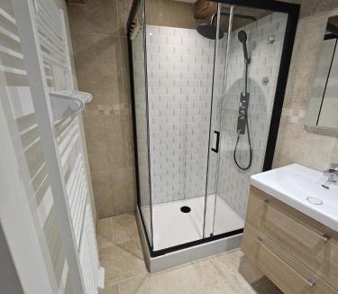 Castellane Apartment | Appartement en centre-ville