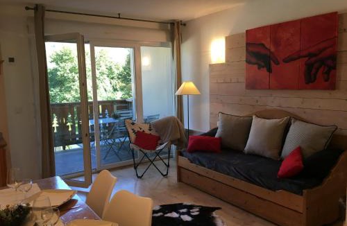 Bagneres-de-Luchon Apartment | Appartement familial vue montagne, Thermes, Ski et Randonnées à Luchon
