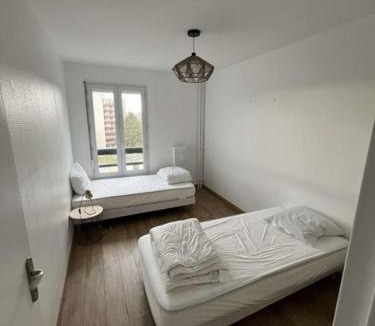 Charleville-Mezieres Apartment | Appartement spacieux 4 personnes sixième