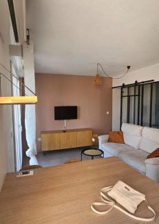 La Bouverie Apartment | Appartement avec Terrasse et piscine