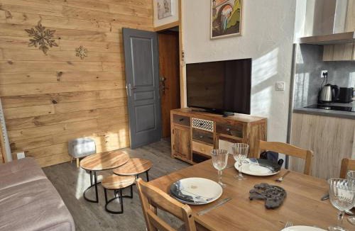 Cauterets Apartment | Appartement Hyper-Centre Cauterets, Proche Télécabine, WIFI - FR-1-234-329