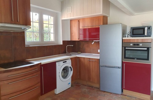 Aups Apartment | Appartement Indépendant Dans Maison de Caractère