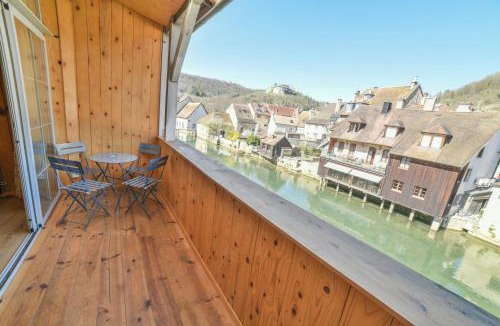 Ornans Apartment | Appartement Le Chalet Balcon sur la rivière